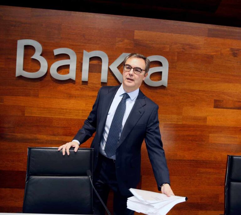 Sevilla contesta a Rato: "En Bankia no se hacen provisiones por deporte"