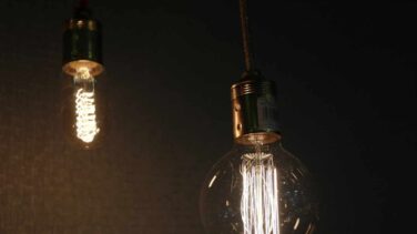 Precio de la luz, 27 de agosto de 2024: ¿por que varía?