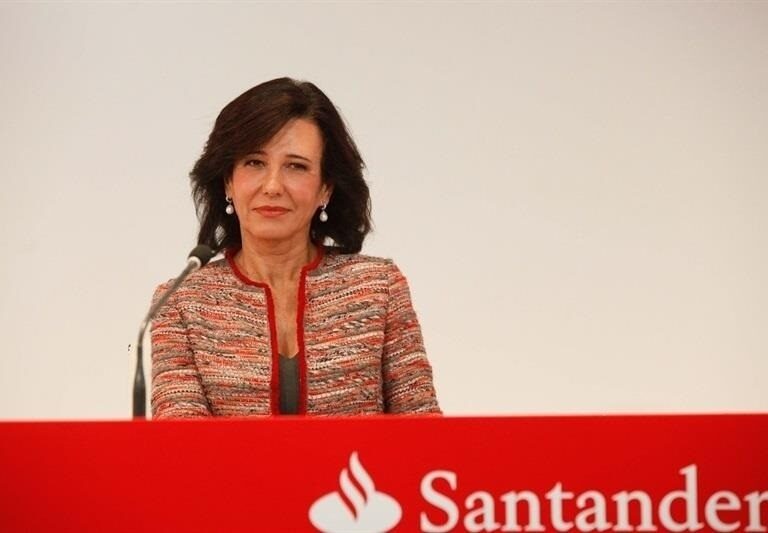 Santander recibe la primera demanda por enriquecimiento ilícito con la compra de Popular