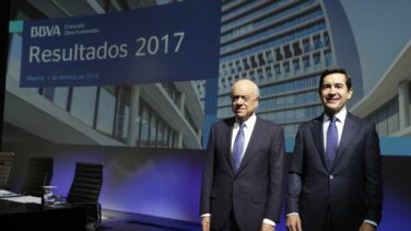 Francisco González apunta a Carlos Torres como nuevo presidente de BBVA