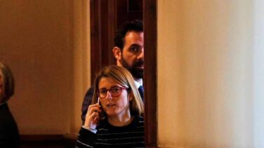 Puigdemont romperá con el PdeCat si no defiende su candidatura o la de Artadi