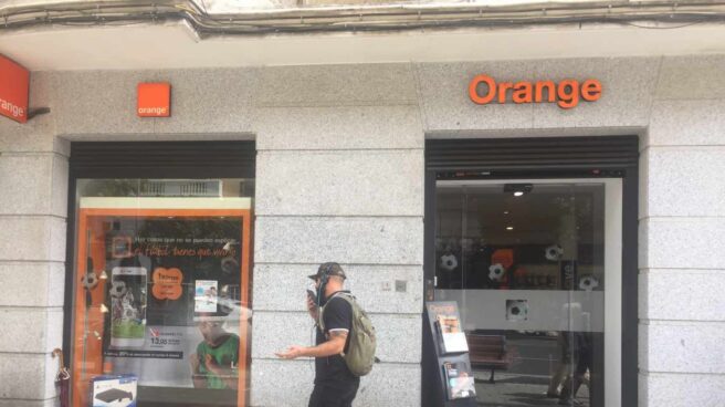 Telefónica amplía su alianza para compartir con Orange su red de fibra óptica