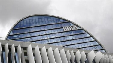 Moody's mantiene el ráting de BBVA pero rebaja el de Garanti en plena tormenta turca