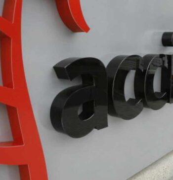 Acciona cierra la venta de 34 centrales hidroeléctricas a Endesa por 1.000 [...]