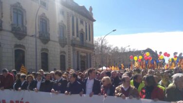 Crisis en SCC entre sectores próximos al PP y el PSC en plena aproximación entre Gobierno y Generalitat