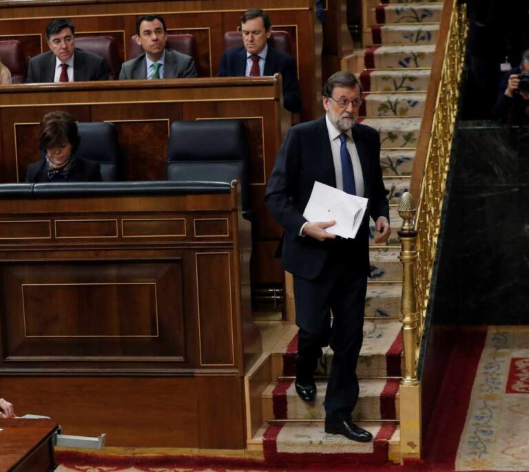 Rajoy a la portavoz socialista: "No hagan demagogia. No tienen autoridad"