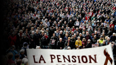 La bajada del petróleo puede ahorrar una paga de 257 millones a los pensionistas