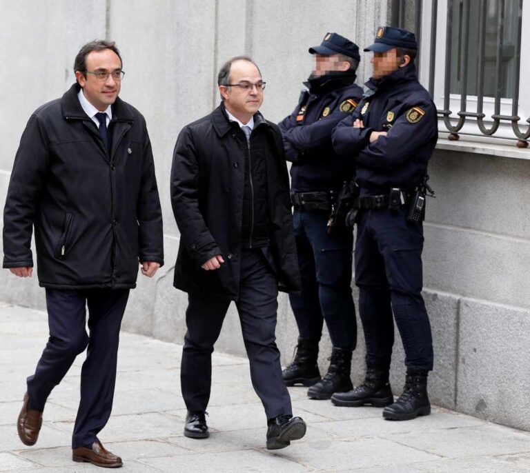 Torra nombra consejeros a los presos Rull y Turull y a otros fugados en Bélgica