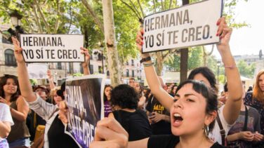 Decretada la puesta en libertad provisional de 'La Manada' bajo fianza de 6.000 euros