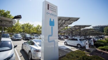 Las ventas de coches eléctricos se disparan y elevan el 'stock' mundial a los tres millones