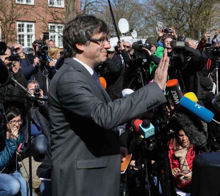 La Fiscalía pide prisión para Buch y el mosso que escoltó a Puigdemont en Bélgica