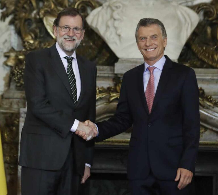 Rajoy evita el 'caso Cifuentes': "El tema está residenciado donde tiene lugar y espero que se resuelva"