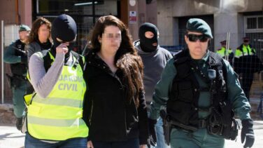 La Guardia Civil detiene a una cabecilla de los CDR acusada de terrorismo y rebelión
