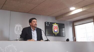 Una tránsfuga de Podemos le devuelve al PP la alcaldía de Alicante