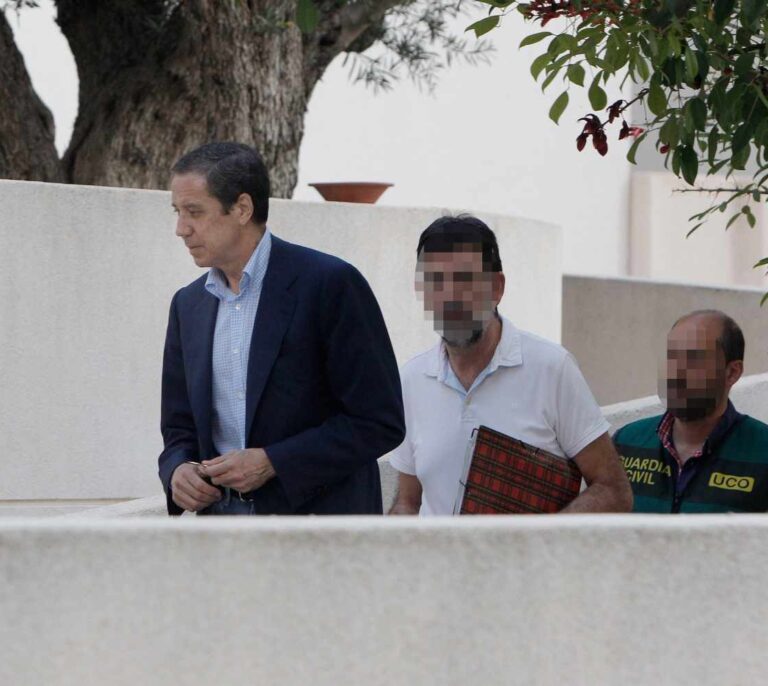 Y Rajoy esquivó a la prensa para no responder sobre Zaplana