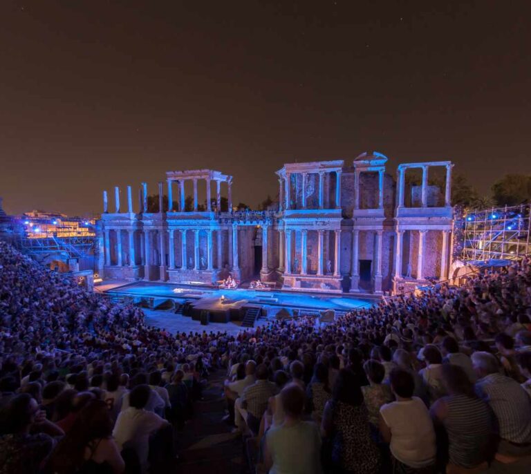 'Mucha mierda' para el Festival de Mérida