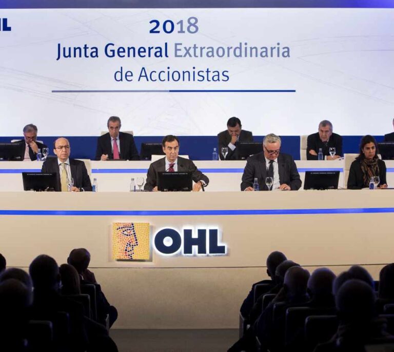 El paso atrás de Villar Mir en OHL despierta los recelos del mercado sobre la constructora