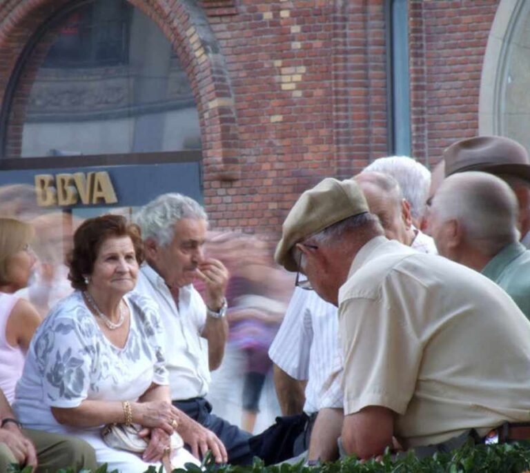 ¿Cómo afectará a los sueldos altos y bajos el recargo para financiar las pensiones?