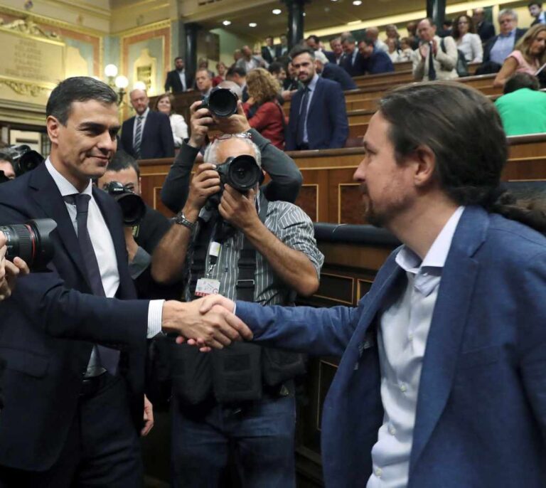 Alquileres, Franco, Cataluña... el PSOE se ceba con los desaciertos de Podemos