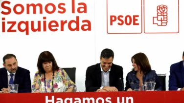 El PSOE no planteará llevar al Rey emérito al Congreso hasta escuchar al director del CNI