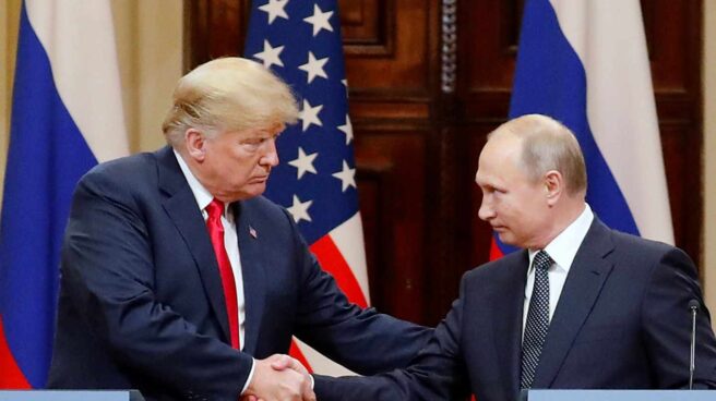 Trump acepta la versión de Putin de que no intervino en las elecciones de EEUU