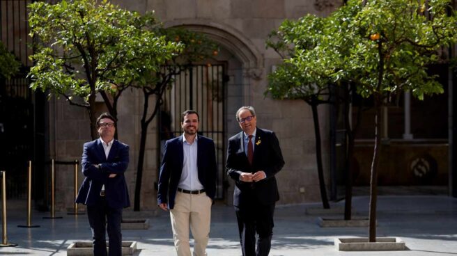 Garzón apoya el referéndum tras verse con Torra en el Palau de la Generalitat