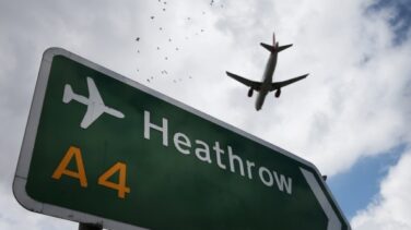 El aeropuerto de Heathrow reclama a Boris Johnson quitar las cuarentenas a viajeros