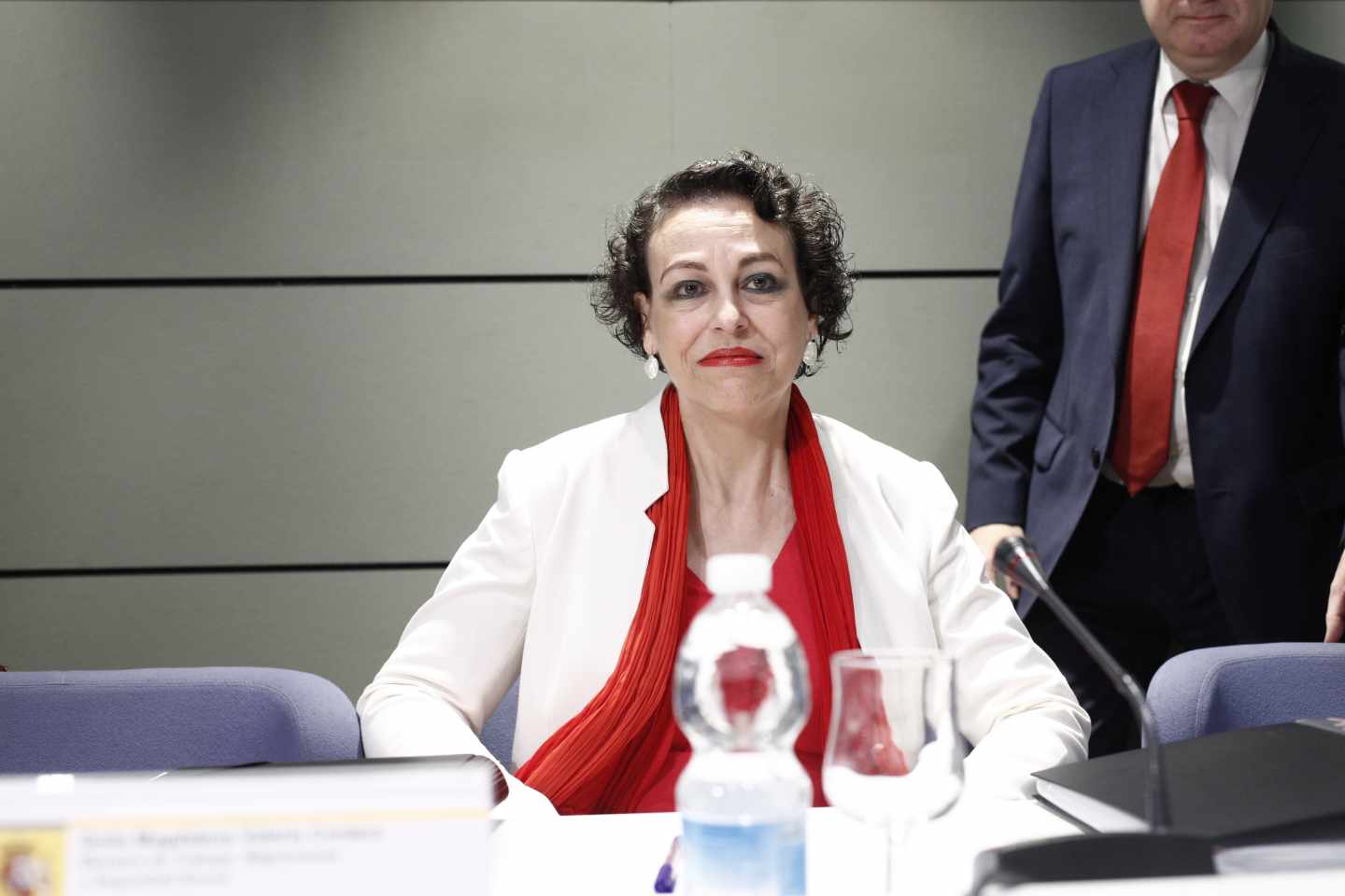 La ministra de Trabajo, Magdalena Valerio, prevé abonar la paga compensatoria de las pensiones el viernes 27 de julio.