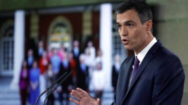 La transparencia de Sánchez: abre Moncloa pero oculta su tesis y el coste del Falcon