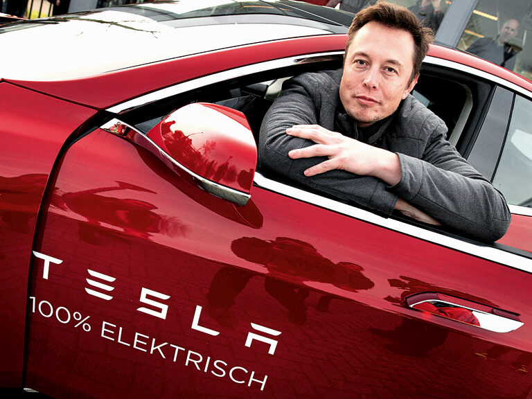 Tesla se hunde en bolsa tras la investigación criminal a Elon Musk por posible fraude