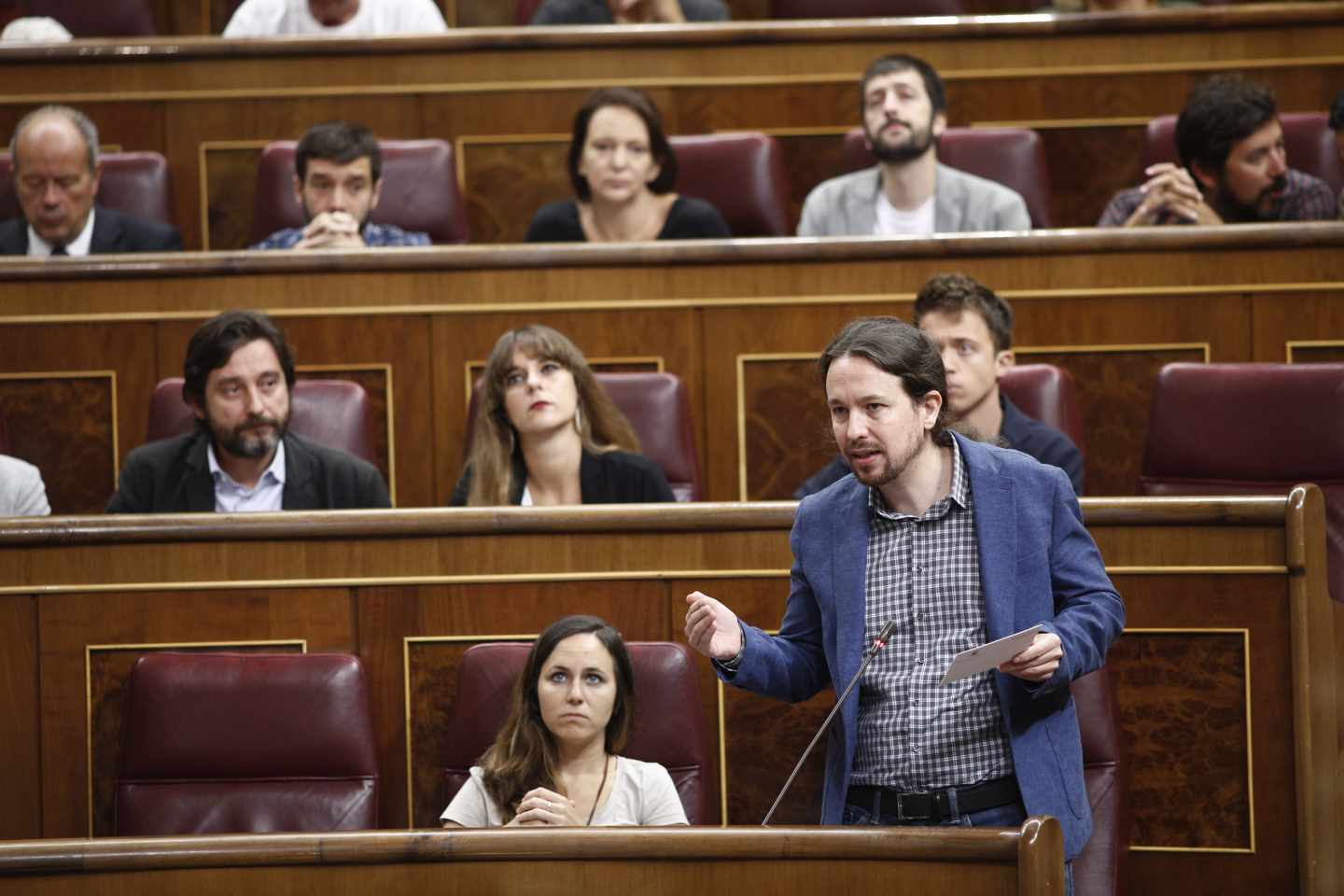 Podemos preguntará a Sánchez en el Congreso por la "represión" del 1-O