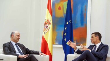 Bruselas empeora la previsión de PIB y déficit de España y cuestiona el plan fiscal de Sánchez