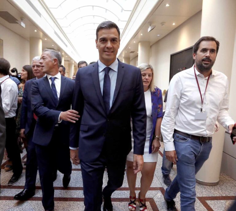 Sánchez: la subida de luz muestra el "enorme fracaso" de la reforma eléctrica de Rajoy