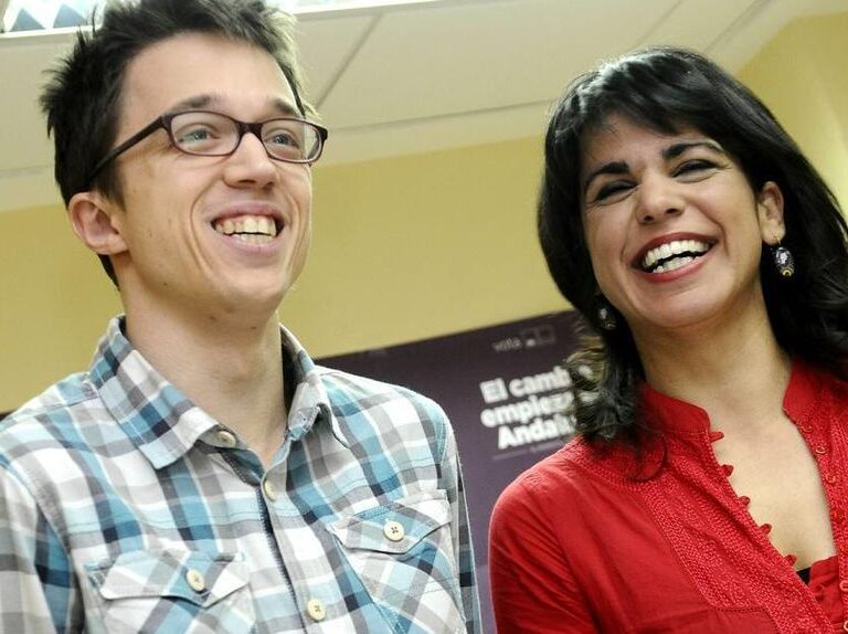 Iñigo Errejón y Teresa Rodríguez se 'descuelgan' de la Universidad de Podemos