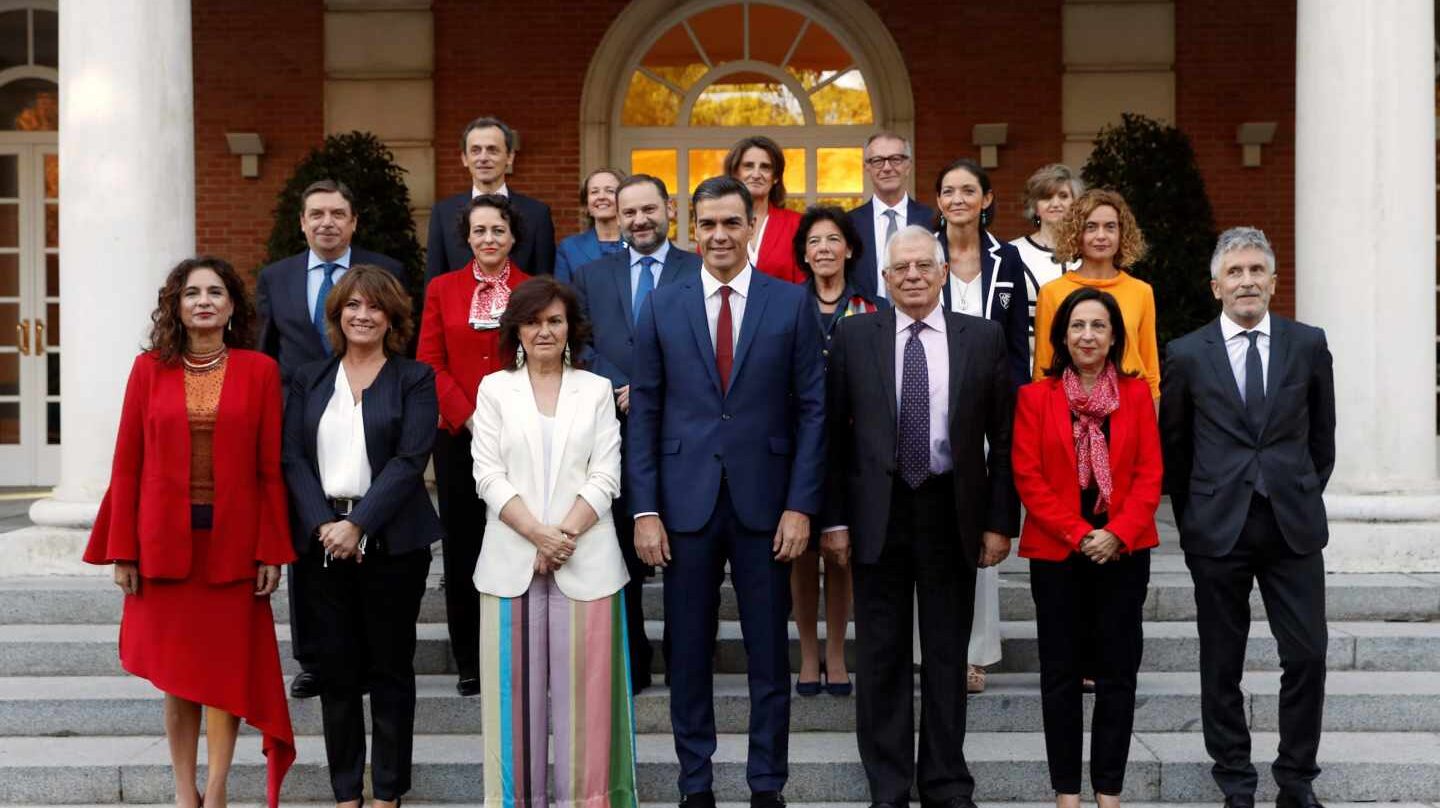 Sánchez Preside La Tercera Foto De Familia Del Consejo De Ministros En Moncloa