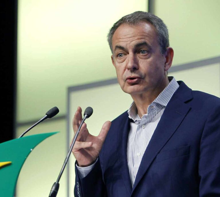 Zapatero anima a Sánchez a seguir con el diálogo en Cataluña: "No son golpistas"