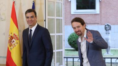 Iglesias exhibe su influencia sobre Sánchez: "Que el PP siga con banderas y nos deje gobernar"