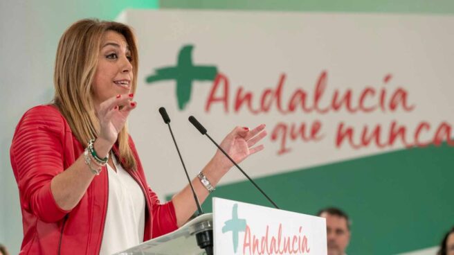 Díaz gana en Andalucía; hay triple empate de PP, Cs y Podemos, y Vox entra, según el CIS
