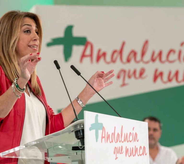 Díaz gana en Andalucía; hay triple empate de PP, Cs y Podemos, y Vox entra, según el CIS