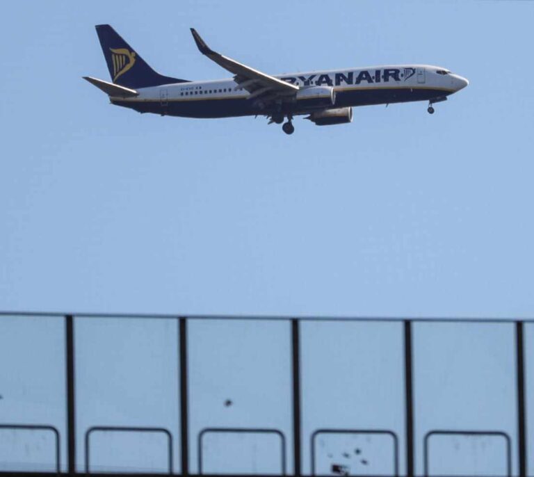 El gigante ‘low cost’ Ryanair cancelará todos sus vuelos dentro de una semana