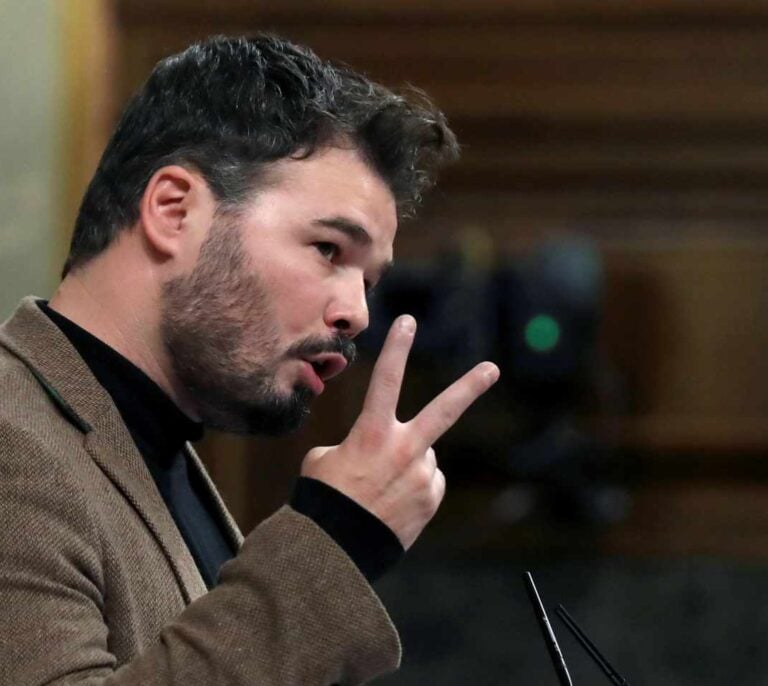 Rufián se reafirma en la oferta sobre Borrell: "Podemos cree que esto es 'House of Cards'"