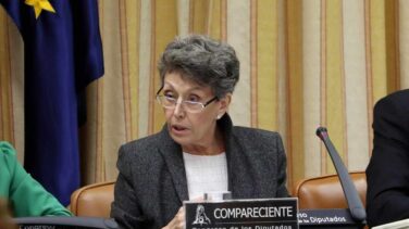 Rosa Mª Mateo pide disculpas al diputado del PP que insultó y le reta a que le denuncie