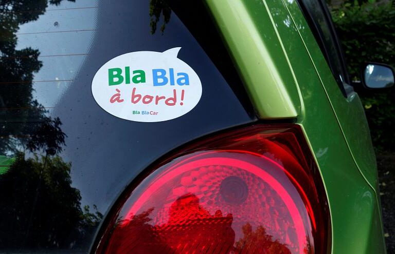 BlaBlaCar, a por su competencia: quiere comprar el gigante de los autobuses en Francia