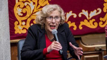 Carmena y el PSOE de Madrid rechazan reconocer a Guaidó como presidente de Venezuela