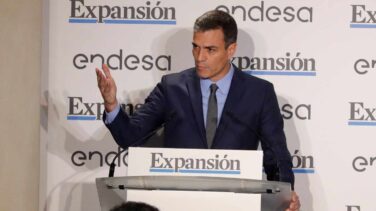 Sánchez impulsará la jubilación forzosa y el registro de horarios para evitar abusos