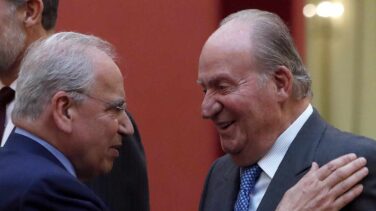 Juan Carlos I reaparece junto a Felipe VI en un acto por los 40 años de la Constitución