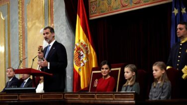 Felipe VI apela al "espíritu integrador" de la Constitución para resolver el desafío soberanista "sin imposiciones"