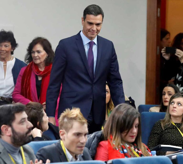 Sánchez anticipa que las pensiones subirán por encima del IPC en 2019