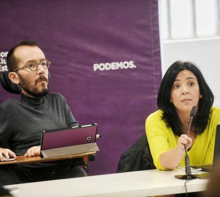 Barones de Podemos cargan contra la burocracia de Echenique: "Somos oficinas de Madrid"