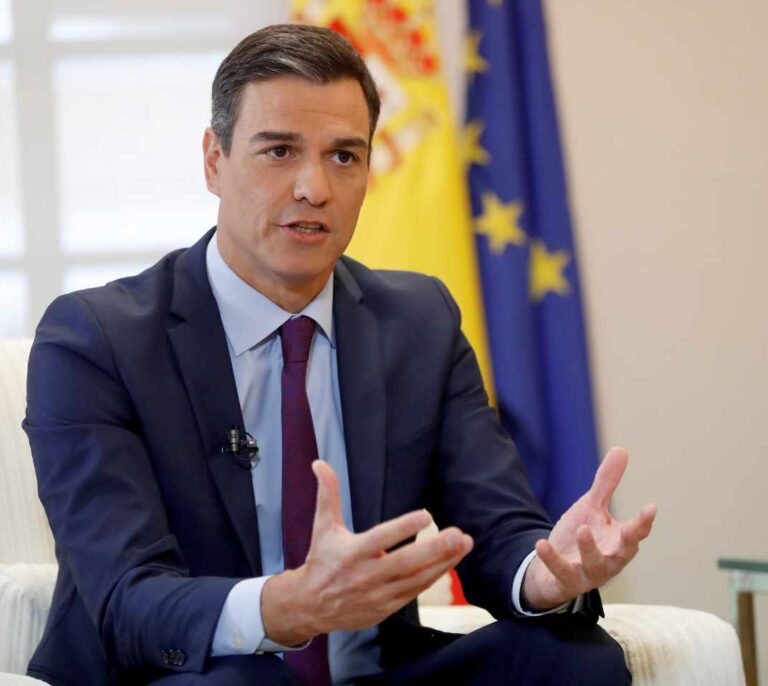 Sánchez rechaza el cara a cara con Casado porque "es importante contrastar" con Vox